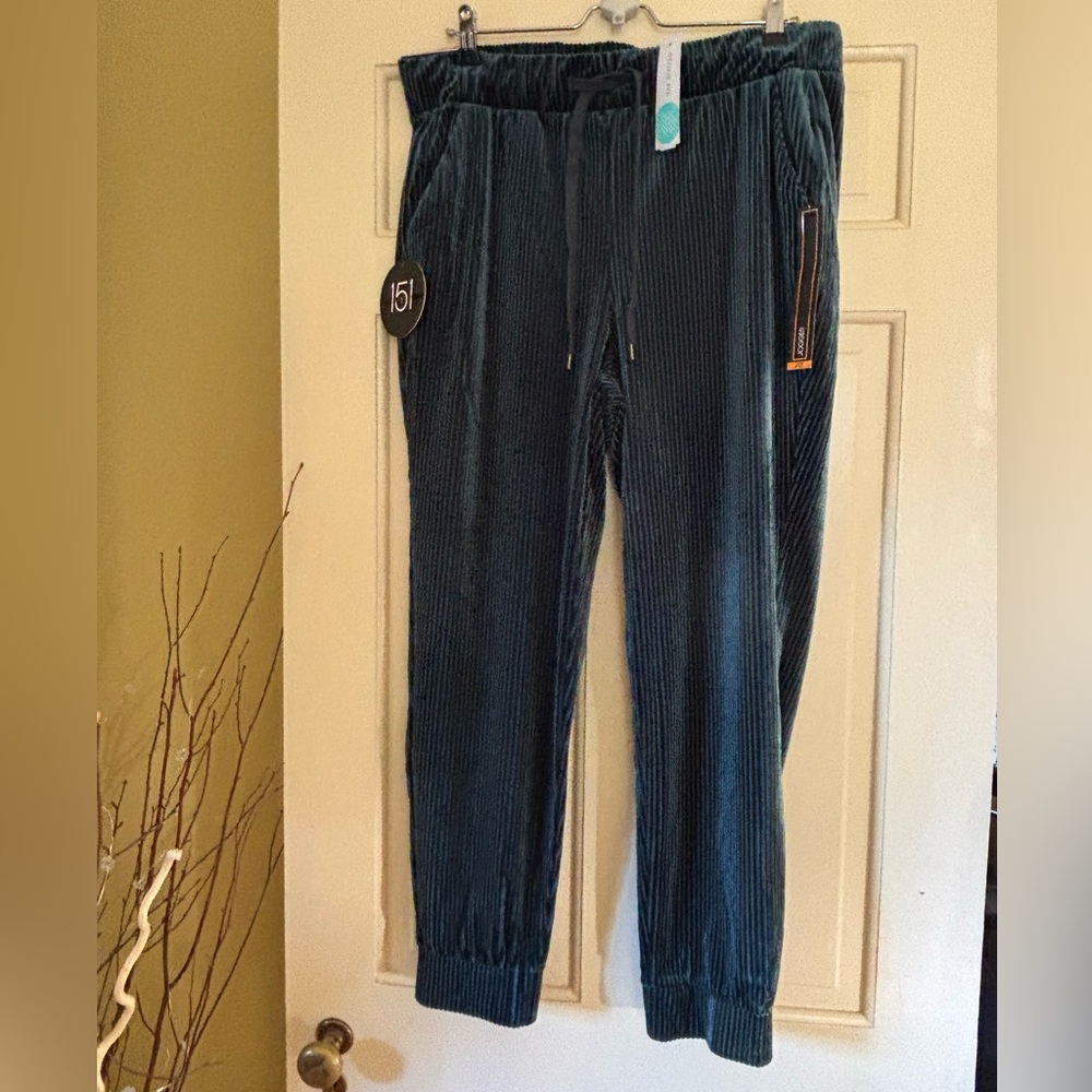 NWT One5One Mason Cord Jogger - Size XL